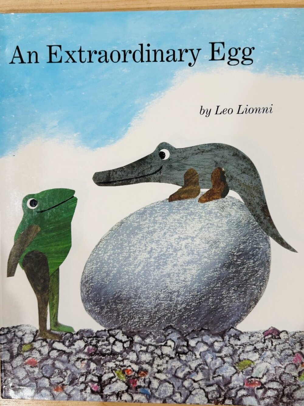 An Extraordinary Egg Hardcover by Lionni, Leo BRAND NEW